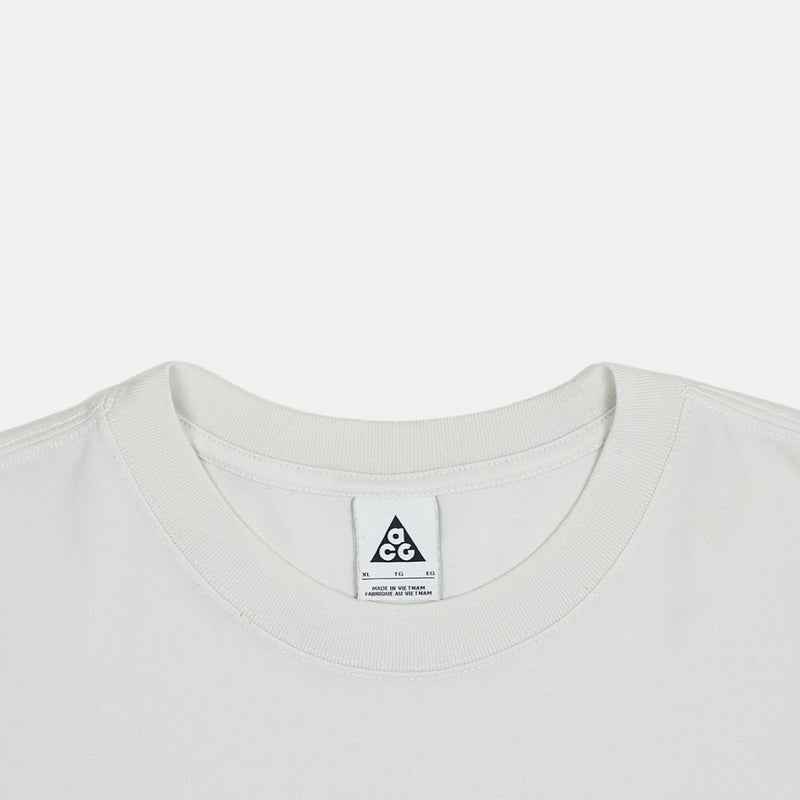 Nike ACG T-Shirt / Size XL / Mens / White / Cotton